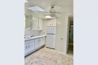 13800 Annadale Dr., M1-40B, Seal Beach, CA 90740 - Photo 12