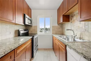 400 N Acacia Ave, Fullerton, CA 92831 - Photo 10