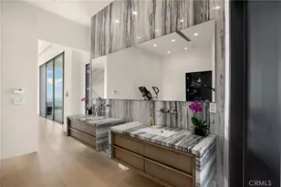 1609 Viewmont Dr, Los Angeles, CA 90069 - Photo 46