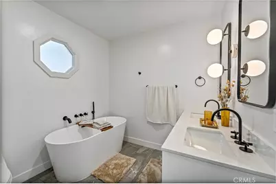 2420 N Keystone Street, Burbank, CA 91504 - Photo 16