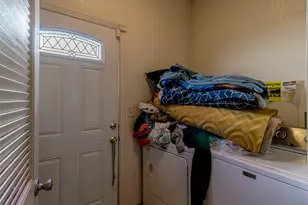 8632 S Fir Ave, Los Angeles, CA 90002 - Photo 12