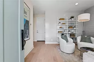 19071 Main St, Huntington Beach, CA 92648 - Photo 2