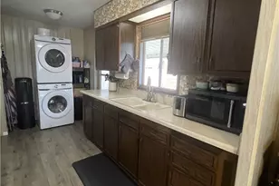 13 Palm Via, Anaheim, CA 92801 - Photo 10