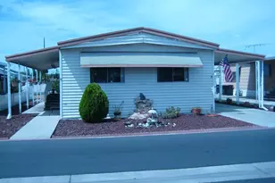 13 Palm Via, Anaheim, CA 92801 - Photo 2