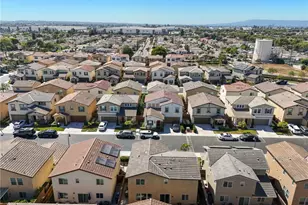 825 Sweetbay Ln, Los Angeles, CA 90059 - Photo 40