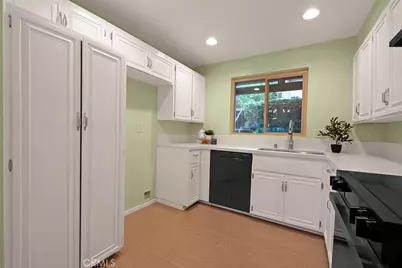 1916 Fairway Circle Drive, San Marcos, CA 92078 - Photo 4