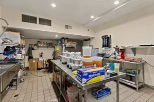 9774 Katella Ave, Anaheim, CA 92804 - Photo 44