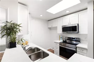 4260 Via Arbolada, Los Angeles, CA 90042 - Photo 2