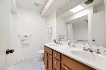 4260 Via Arbolada #304, Los Angeles, CA 90042 - Photo 18