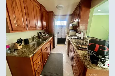 933 S La Verne Avenue, East Los Angeles, CA 90022 - Photo 16