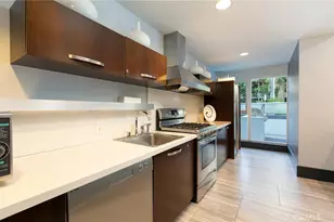 411 W Seaside Way, Long Beach, CA 90802 - Photo 42