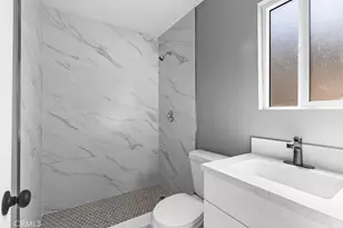 943 N Washington Pl, Long Beach, CA 90813 - Photo 18