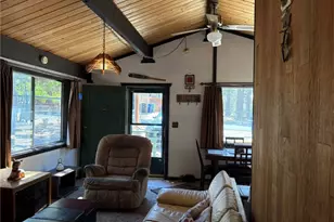 343 Holmes Ln, Sugarloaf, CA 92386 - Photo 8