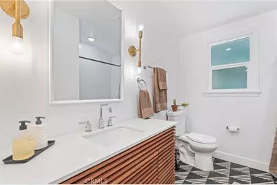 4501 Don Miguel Drive, Los Angeles, CA 90008 - Photo 18