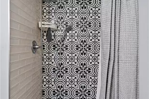 5950 Imperial Hwy, South Gate, CA 90280 - Photo 8