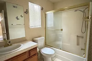 33150 Shoreline Dr, Lake Elsinore, CA 92530 - Photo 10