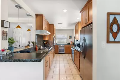 3253 Marwick Ave, Long Beach, CA 90808 - Photo 12