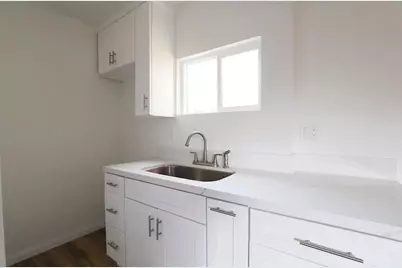 167 E 67th Street, Long Beach, CA 90805 - Photo 14