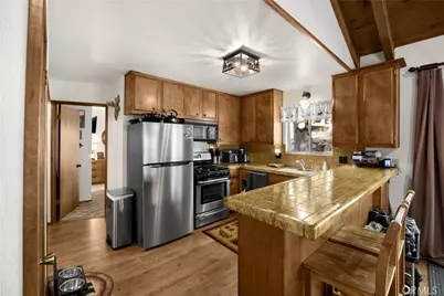 27963 St. Bernard Ln, Lake Arrowhead, CA 92352 - Photo 8