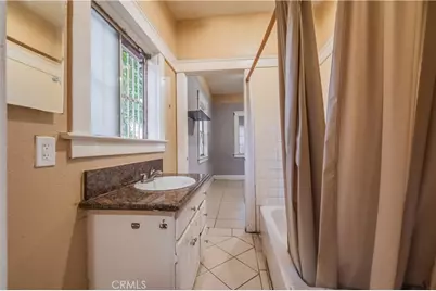 1330 Acacia Avenue, San Bernardino, CA 92405 - Photo 12