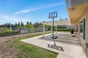 480 Avenida Faro, Anaheim Hills, CA 92807 - Photo 28