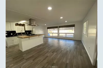 35 Orange Via, Anaheim, CA 92801 - Photo 12