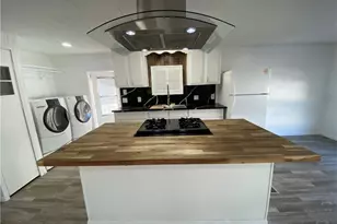 35 Orange Via, Anaheim, CA 92801 - Photo 8