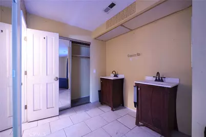 12875 Spring Valley Parkway, Victorville, CA 92395 - Photo 28