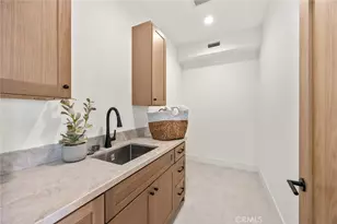 7653 Corto Rd, Anaheim Hills, CA 92808 - Photo 46