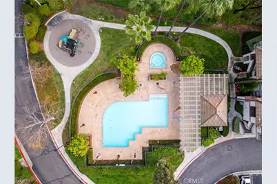 31 Santa Agatha, Rancho Santa Margarita, CA 92688 - Photo 4