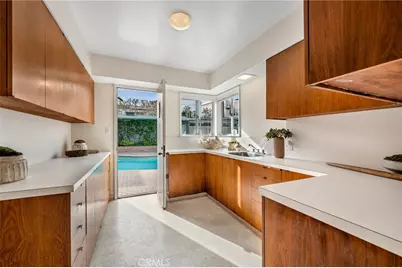15 The Colonnade, Long Beach, CA 90803 - Photo 20