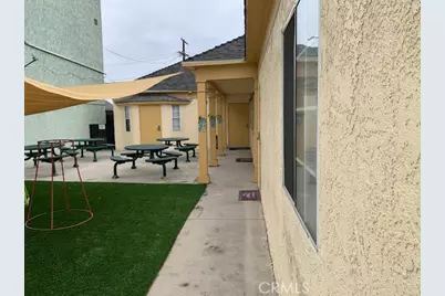 7422 S Western, Los Angeles, CA 90047 - Photo 32