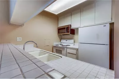 5585 E Pacific Coast #140, Long Beach, CA 90804 - Photo 16