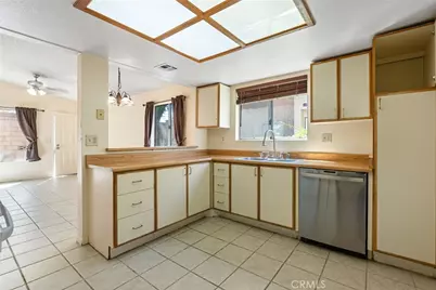 1700 E Avenue Q14 # 8, Palmdale, CA 93550 - Photo 30