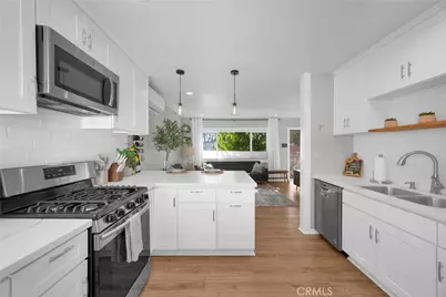 2701 E 17th Street, Long Beach, CA 90804 - Photo 10