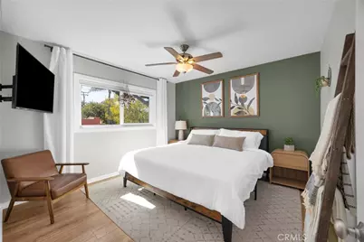 2701 E 17th Street, Long Beach, CA 90804 - Photo 16
