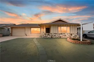 1560 1560 Amberwood, Hemet, CA 92543 - Photo 2