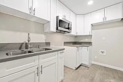 611 611 1/2 E Ovington, Lancaster, CA 93535 - Photo 6