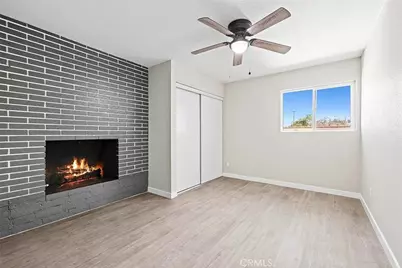 611 611 1/2 E Ovington, Lancaster, CA 93535 - Photo 4