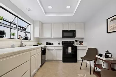 26 Claret #40, Irvine, CA 92614 - Photo 12