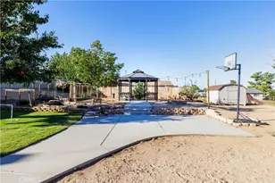 16336 Adelia, Hesperia, CA 92345 - Photo 18