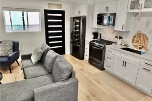 16765 S Pacific Ave #&apos b&apos, Huntington Beach, CA 90742 - Photo 14