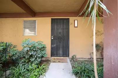 1030 W Macarthur Boulevard #21, Santa Ana, CA 92707 - Photo 4