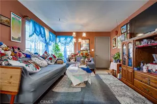 1813 Cedar, Santa Ana, CA 92707 - Photo 4