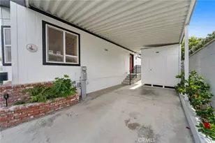 113 Yorktown, Newport Beach, CA 92660 - Photo 4