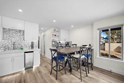 711 Pacific Coast #330, Huntington Beach, CA 92648 - Photo 12