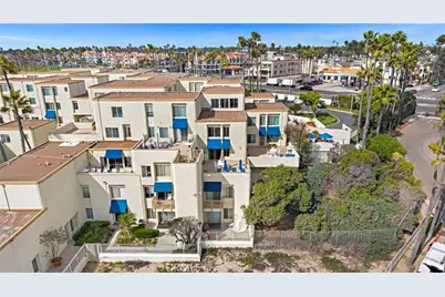 711 Pacific Coast #330, Huntington Beach, CA 92648 - Photo 52