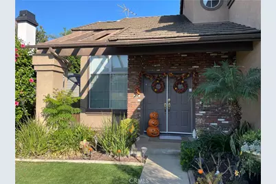 2621 Grove Avenue, Corona, CA 92882 - Photo 2