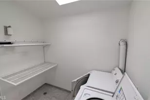 872 Lucile Ave, Los Angeles, CA 90026 - Photo 22