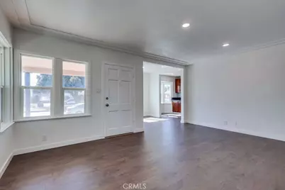 521 W 98th, Los Angeles, CA 90044 - Photo 8